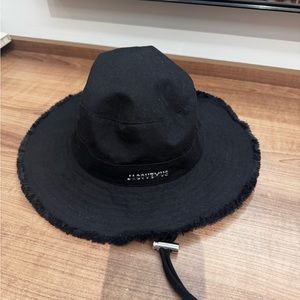 Jacquemus Panamá hat